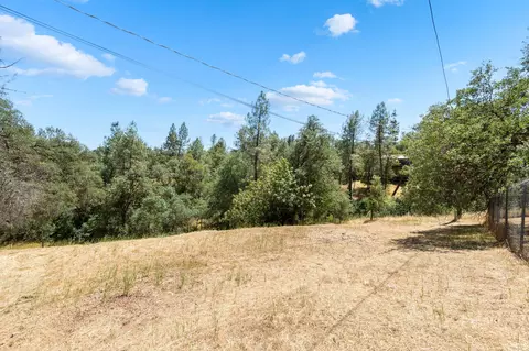 Exterior - 8741 Prospectors Rd, Redding, CA 96001 photo 9 of 13