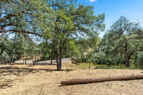 Exterior - 8741 Prospectors Rd, Redding, CA 96001 photo 11 of 13