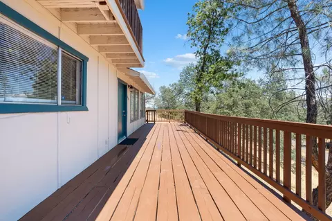 Exterior - 8741 Prospectors Rd, Redding, CA 96001 photo 5 of 13