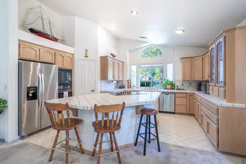 Kitchen - 1761 Edgewood Dr, Redding, CA 96003 photo 1 of 3