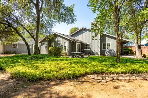 Exterior - 1761 Edgewood Dr, Redding, CA 96003 photo 9 of 13
