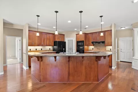Kitchen - 22745 Daha Dr, Red Bluff, CA 96080 photo 2 of 9