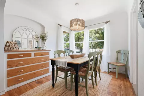 Dining - 784 Lakeview Dr, Redding, CA 96001 photo 1 of 1
