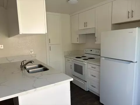 Kitchen - 251 Aurora Ave, Davis, CA 95616 photo 2 of 2