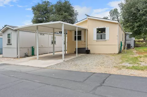 14578 Bass Dr, Redding, CA 96003