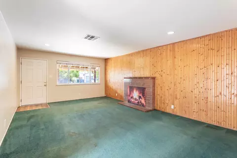 Living - 2522 Belladonna St, Redding, CA 96002 photo 2 of 2