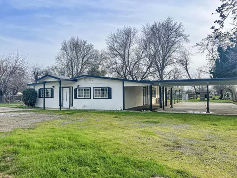 20335 Gas Point Rd, Cottonwood, CA 96022