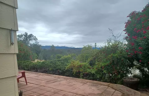 4708 Underwood Dr, Redding, CA 96003
