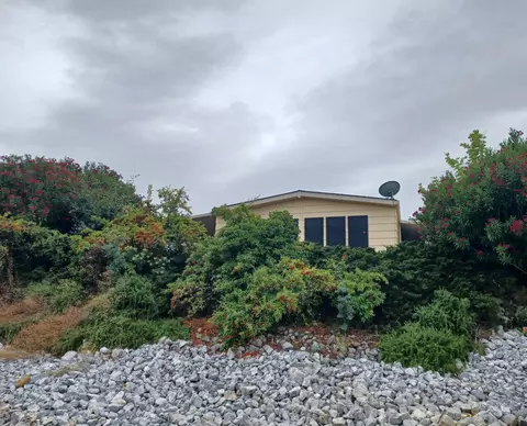 4708 Underwood Dr, Redding, CA 96003 photo 2
