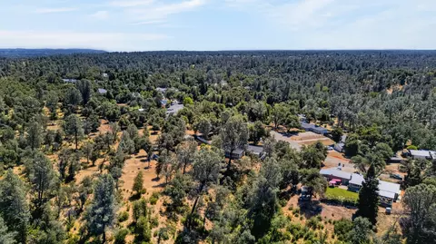 View/Area - 7302 Bohn Blvd, Anderson, CA 96007 photo 3 of 6