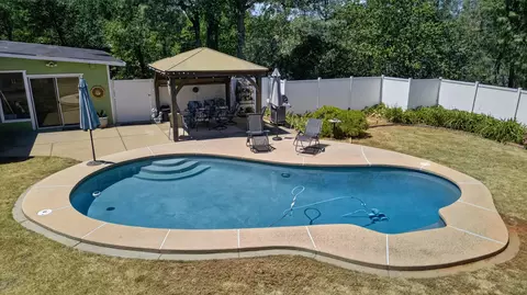 Exterior - 7302 Bohn Blvd, Anderson, CA 96007 photo 22 of 23