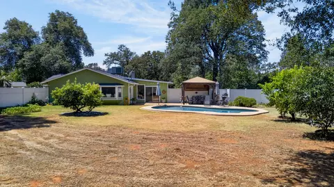 Exterior - 7302 Bohn Blvd, Anderson, CA 96007 photo 20 of 23