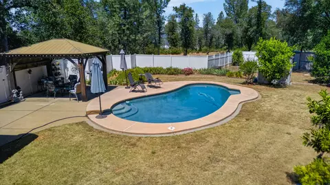 Exterior - 7302 Bohn Blvd, Anderson, CA 96007 photo 19 of 23