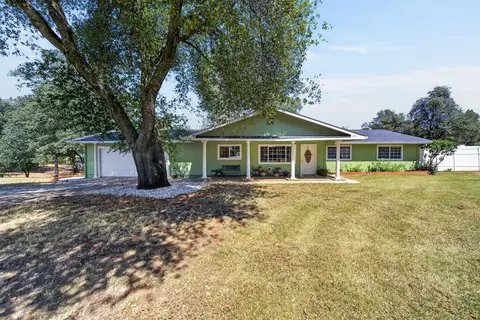 Exterior - 7302 Bohn Blvd, Anderson, CA 96007 photo 6 of 23