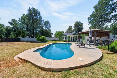 Exterior - 7302 Bohn Blvd, Anderson, CA 96007 photo 15 of 23