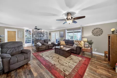 Living - 7302 Bohn Blvd, Anderson, CA 96007 photo 2 of 2