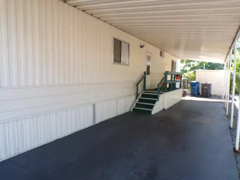 1221 E Cypress Ave, Redding, CA 96002