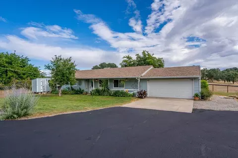 Exterior - 18805 Drake Rd, Red Bluff, CA 96080 photo 3 of 21