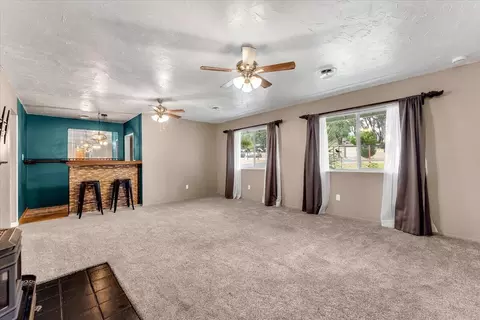 Living - 18805 Drake Rd, Red Bluff, CA 96080 photo 1 of 4