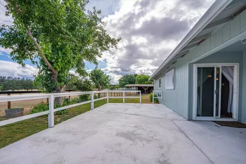 Exterior - 18805 Drake Rd, Red Bluff, CA 96080 photo 6 of 21