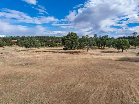Exterior - 18805 Drake Rd, Red Bluff, CA 96080 photo 13 of 21