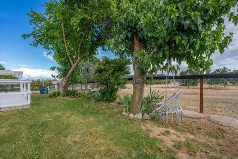 Exterior - 18805 Drake Rd, Red Bluff, CA 96080 photo 9 of 21