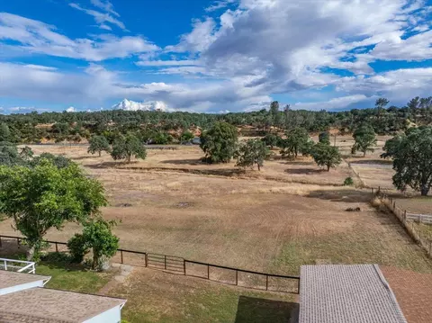 View/Area - 18805 Drake Rd, Red Bluff, CA 96080 photo 12 of 12