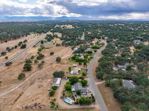 View/Area - 18805 Drake Rd, Red Bluff, CA 96080 photo 9 of 12