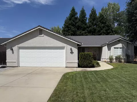 870 Rincon Way, Redding, CA 96003