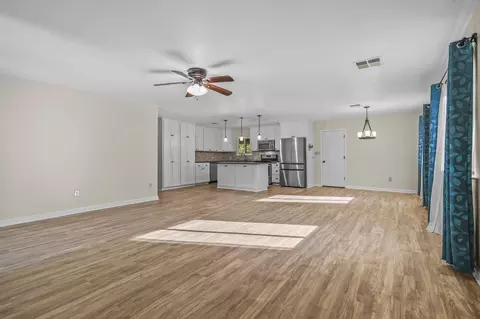 Living - 4218 Jane St, Redding, CA 96002 photo 3 of 4