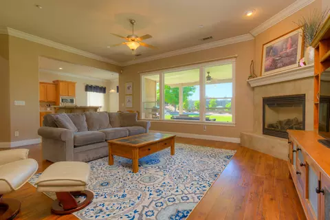 Living - 1935 Tarmac Rd, Redding, CA 96003 photo 1 of 6