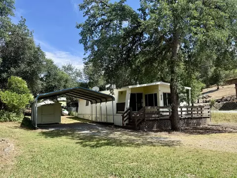 22113 Meadow Vista Way, Redding, CA 96003
