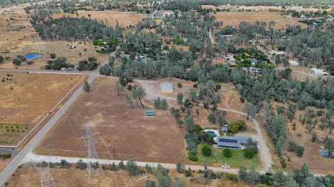 View/Area - 17536 Oly Way, Anderson, CA 96007 photo 2 of 3