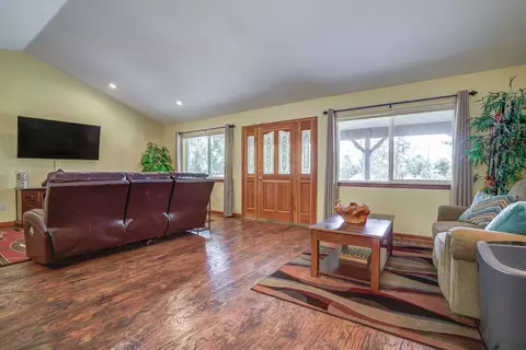 Living - 17536 Oly Way, Anderson, CA 96007 photo 1 of 2