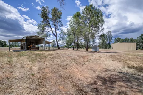 Exterior - 17536 Oly Way, Anderson, CA 96007 photo 13 of 15