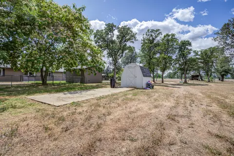 Exterior - 17536 Oly Way, Anderson, CA 96007 photo 12 of 15