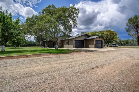 Exterior - 17536 Oly Way, Anderson, CA 96007 photo 6 of 15