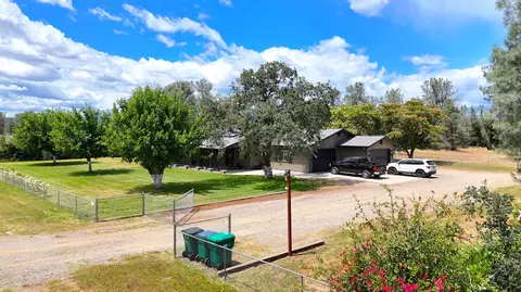 Exterior - 17536 Oly Way, Anderson, CA 96007 photo 5 of 15