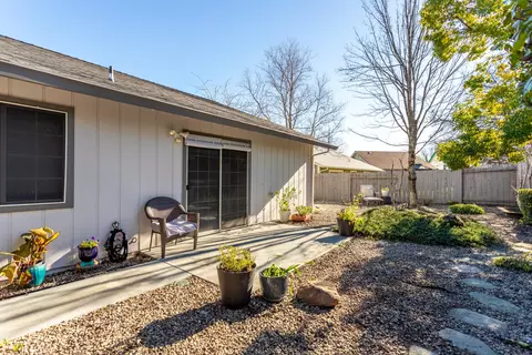 484 Dominica Ct, Redding, CA 96003 photo 28