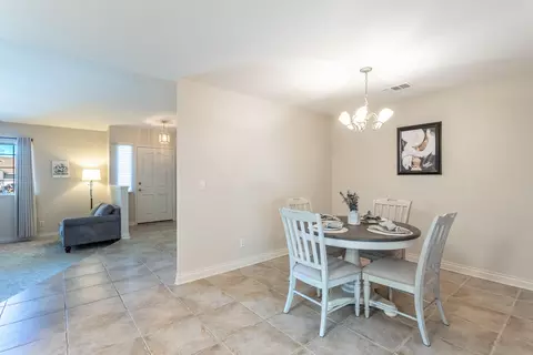 484 Dominica Ct, Redding, CA 96003 photo 8