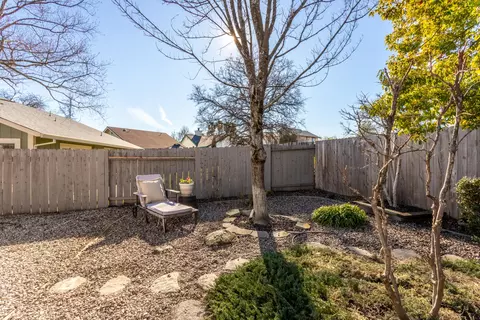 484 Dominica Ct, Redding, CA 96003 photo 30