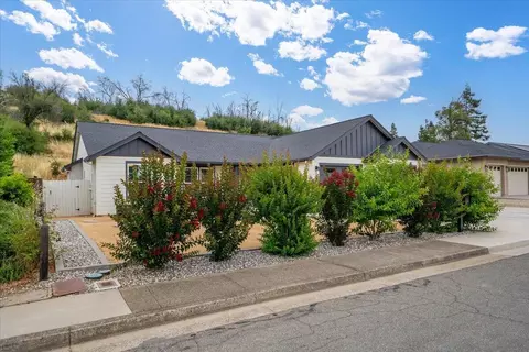 Exterior - 3164 Harlan Dr, Redding, CA 96003 photo 22 of 24