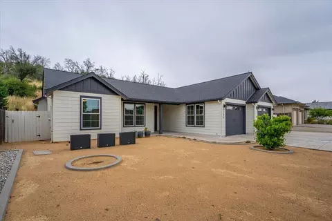 Exterior - 3164 Harlan Dr, Redding, CA 96003 photo 18 of 24