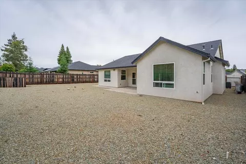 Exterior - 3164 Harlan Dr, Redding, CA 96003 photo 9 of 24