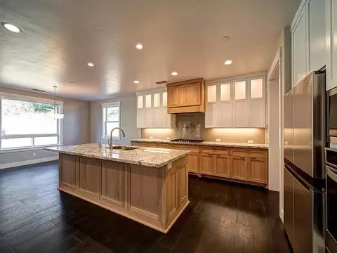 Kitchen - 3164 Harlan Dr, Redding, CA 96003 photo 3 of 10