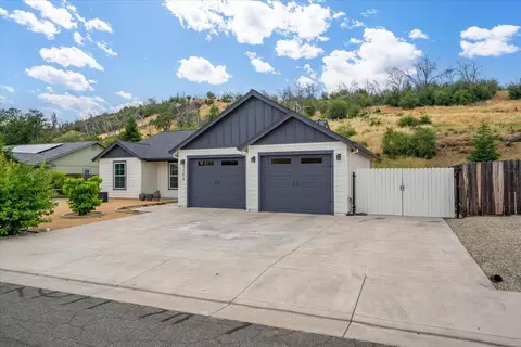Exterior - 3164 Harlan Dr, Redding, CA 96003 photo 23 of 24