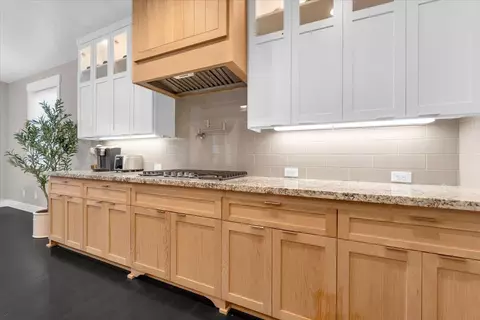 Kitchen - 3164 Harlan Dr, Redding, CA 96003 photo 7 of 10