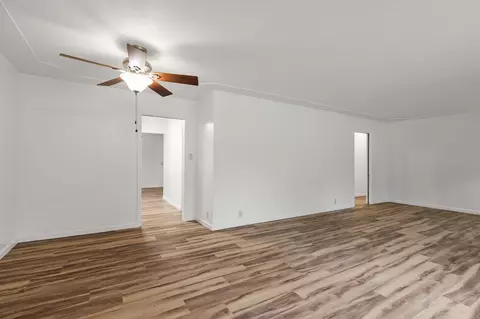 Living - 77 Wilshire Dr, Redding, CA 96002 photo 6 of 9