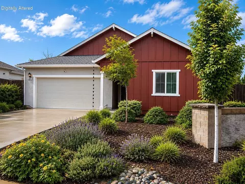 3895 Thea Dr, Redding, CA 96001