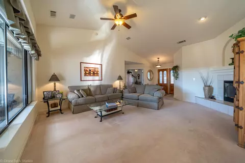 Living - 4689 Oak Glen Dr, Redding, CA 96001 photo 1 of 5